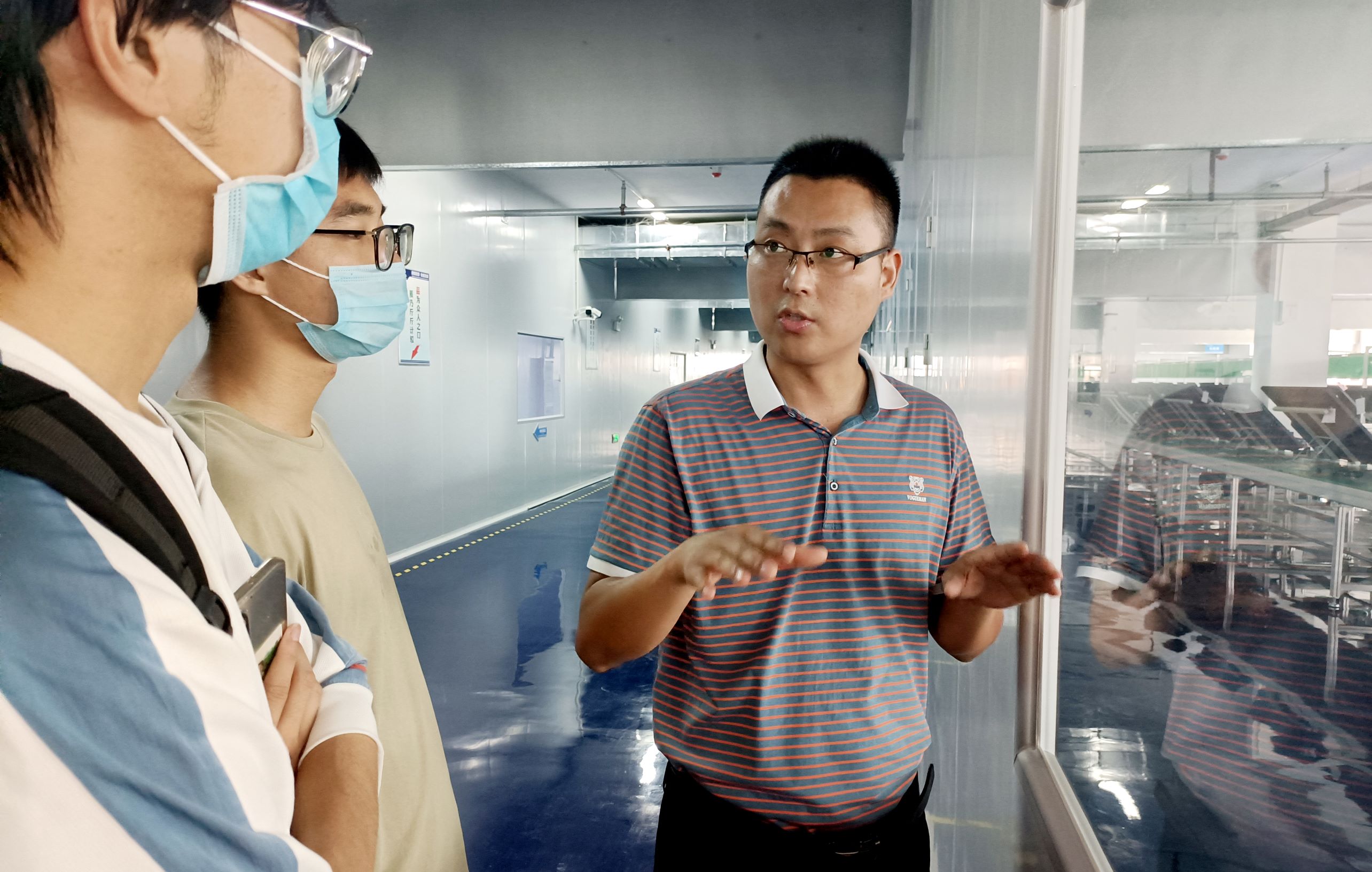 安理大人工智能学院授牌仪式在环球UG举行