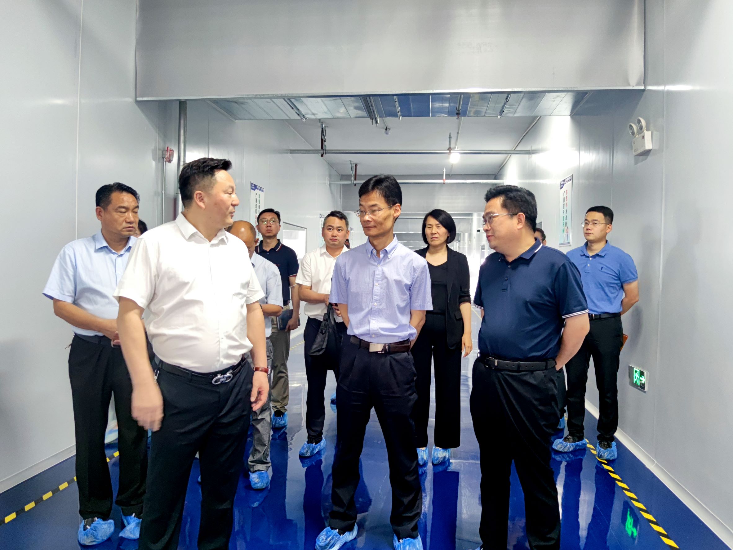 高新区管委会莅临环球UG调研指导 (4)