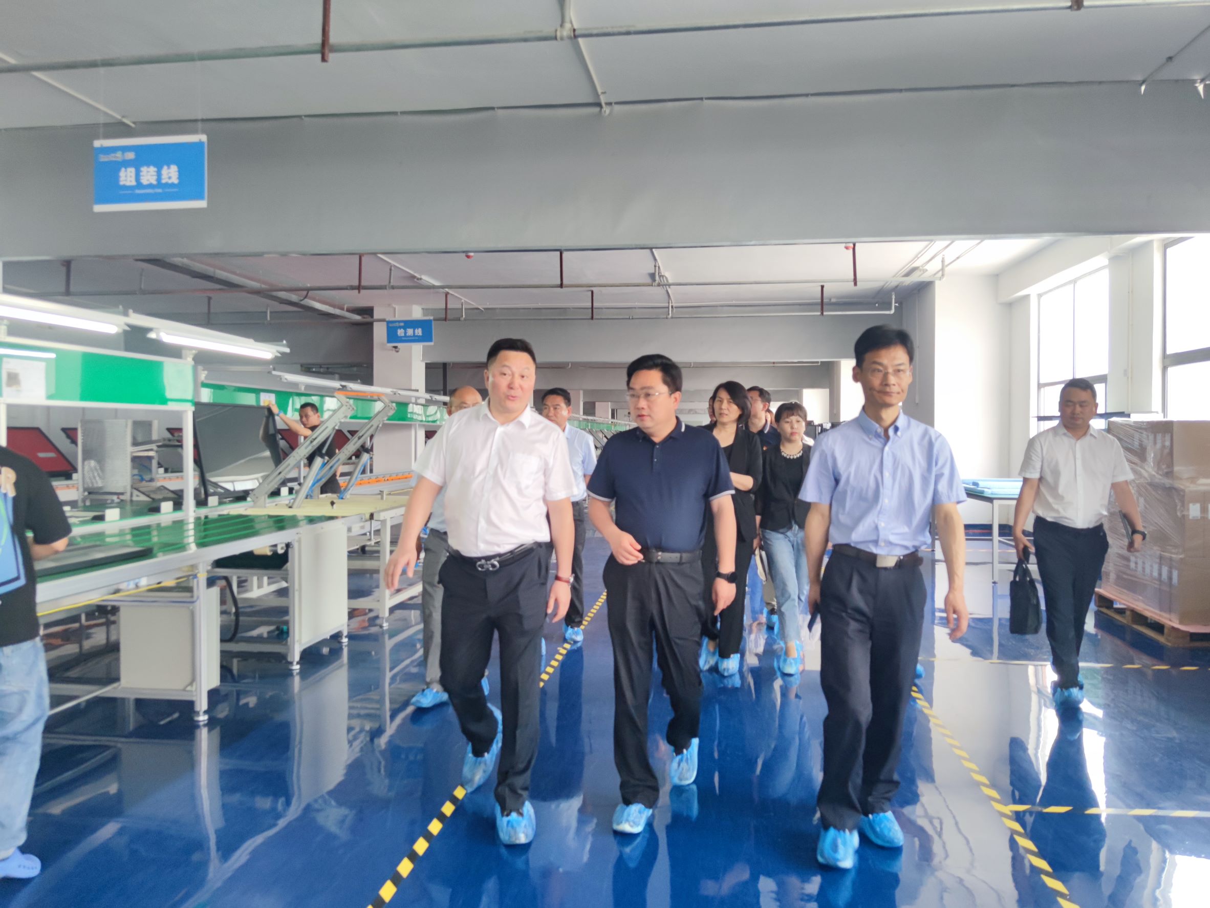 高新区管委会莅临环球UG调研指导 (3)